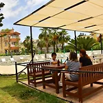 Otel Nora 2*