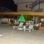 Nora Otel 2*