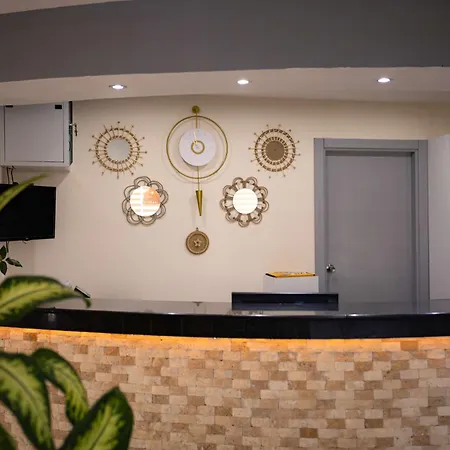 Hotel Nora Side