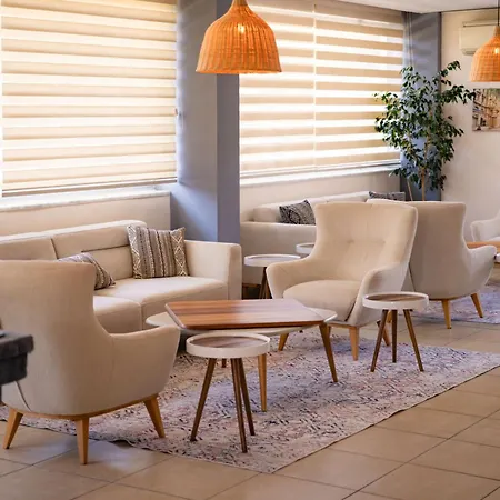 Nora Hotel