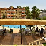 Hotel Nora 2*